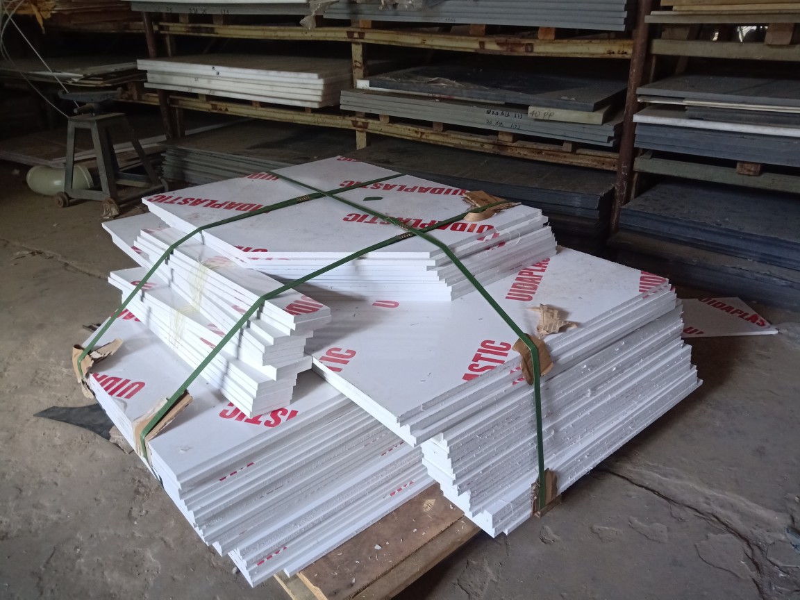 pvc白板贴膜 pvc硬板 可加工零售切割焊接各种水箱 海鲜池