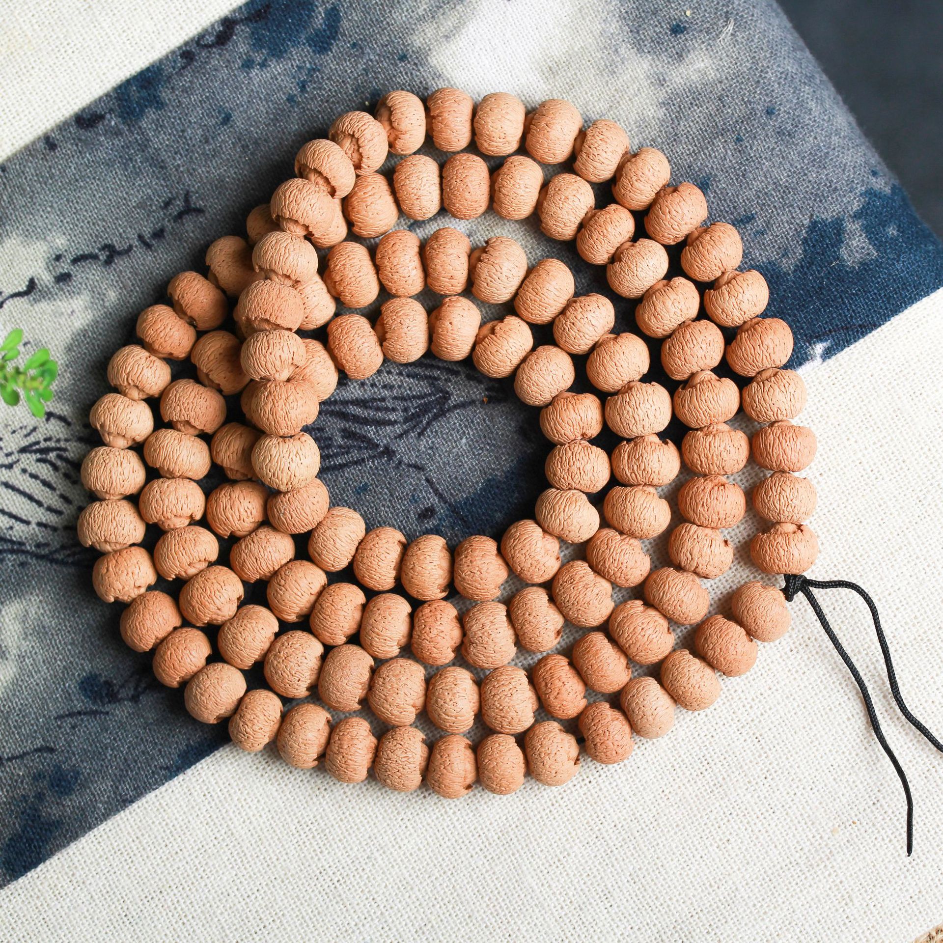 初予工艺 厂家批发原籽莲花菩提苹果圆108颗矮庄磨盘野生莲花12mm