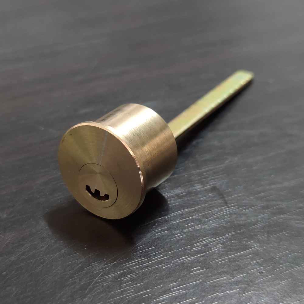 【厂家供应】月牙电控锁锁芯 实心全铜锁芯 偏芯防盗门锁芯