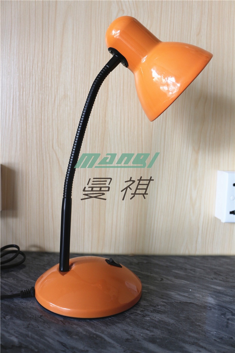 Factory Direct Supply Household Lighting Reading Eye-Protection Lamp Simple Fashion Led Table Lamp 1811 Small Night Lamp