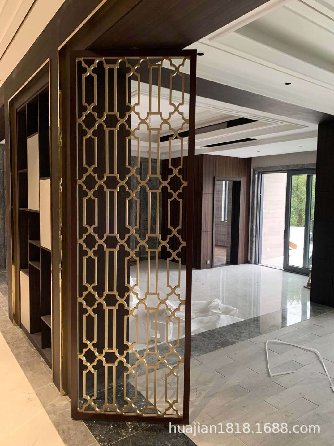 不锈钢新中式入户玄关遮挡隐蔽隔断客厅镂空花格装饰背景墙饰窗花