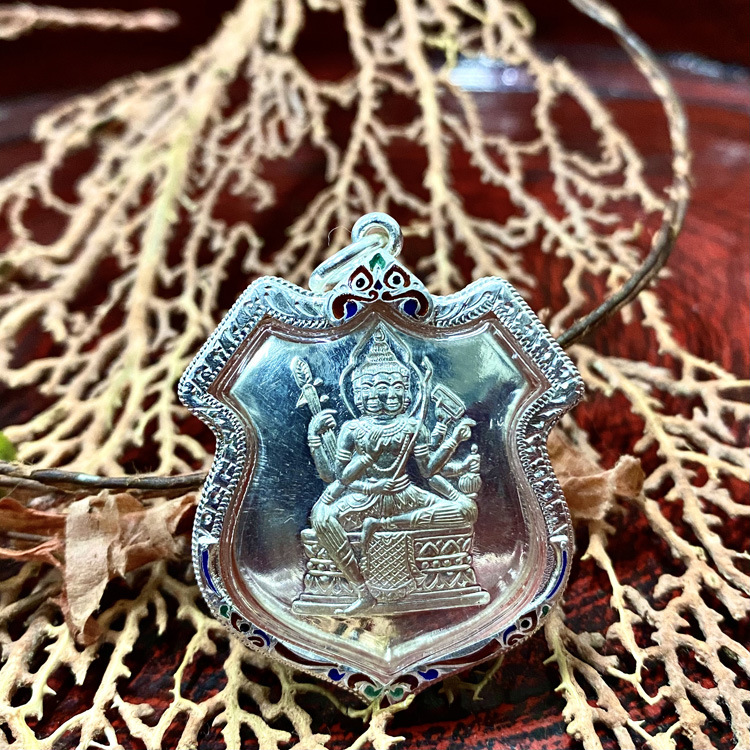 舍玛商贸2561龙婆禅南大师金四面含多款壳及d卡真品包邮泰国佛牌