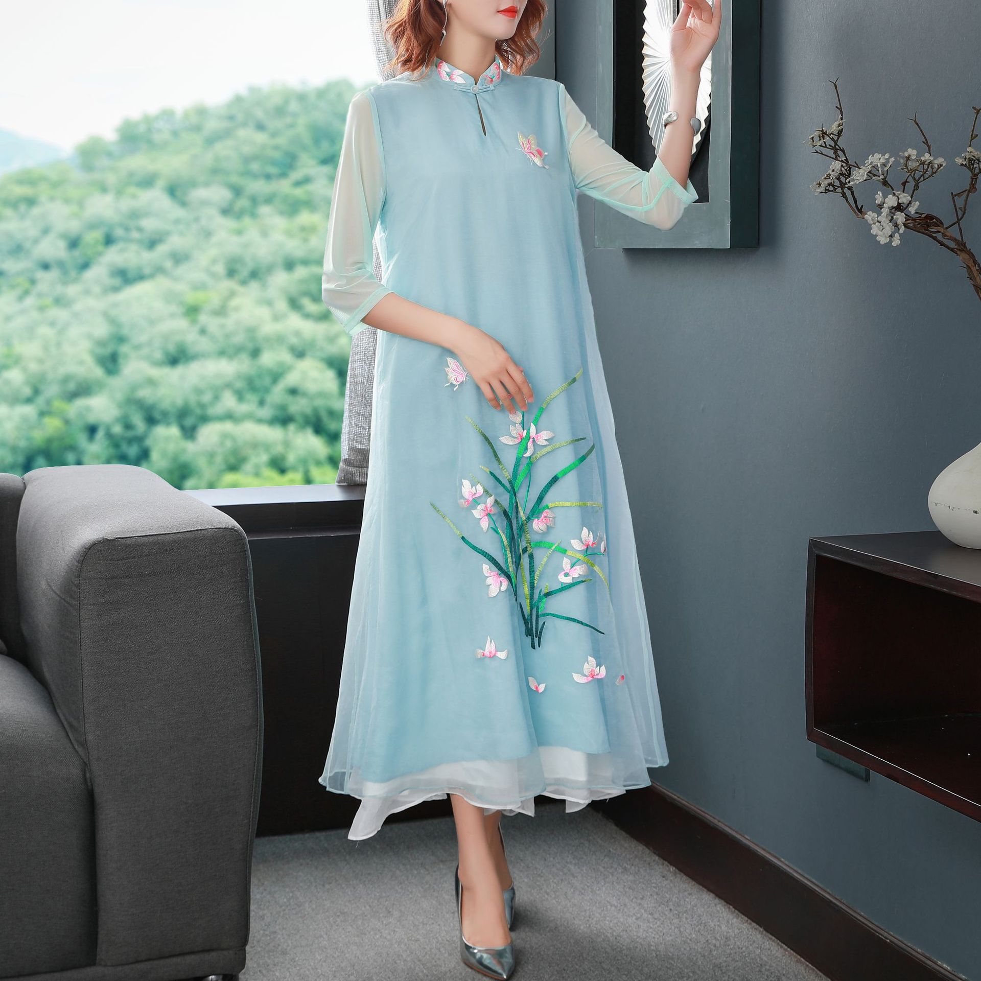 中国风刺绣改良汉服连衣裙长款2020春夏古风民族中式禅意茶服女装