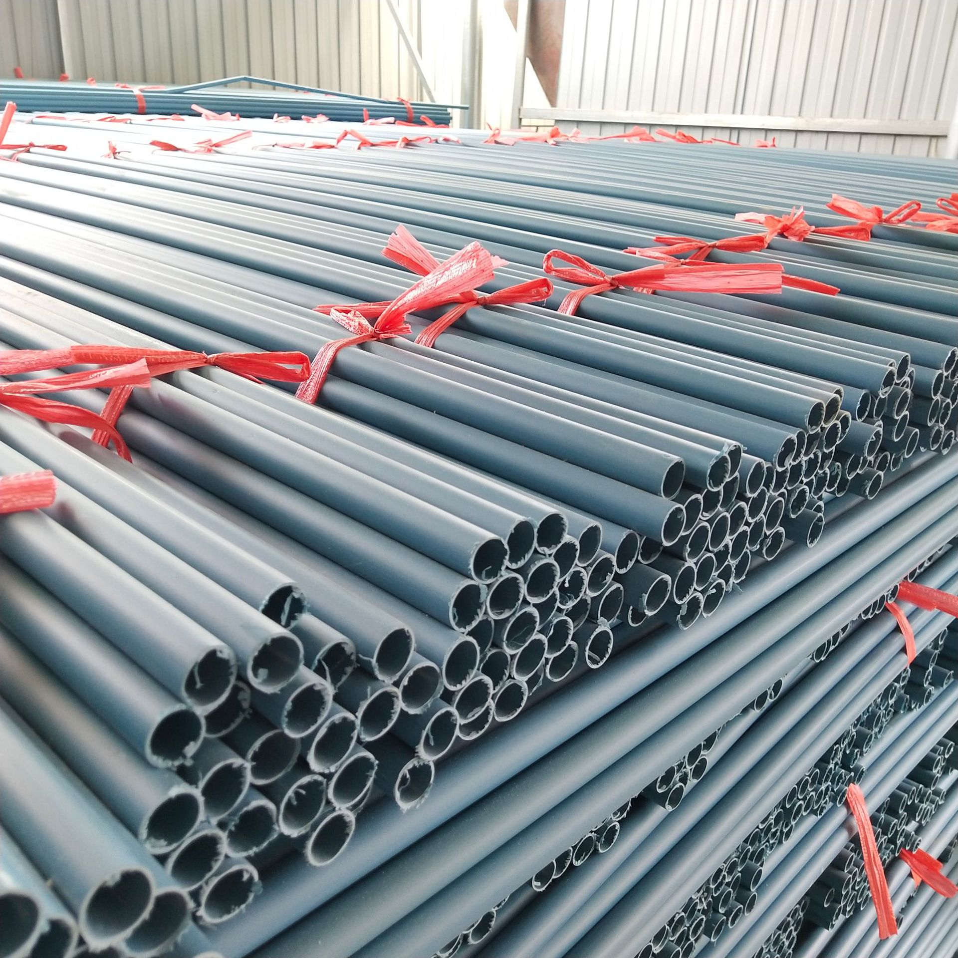 现货批发建筑施工用pvc穿筋管 16/20等多尺寸墙体预埋管pvc穿筋管