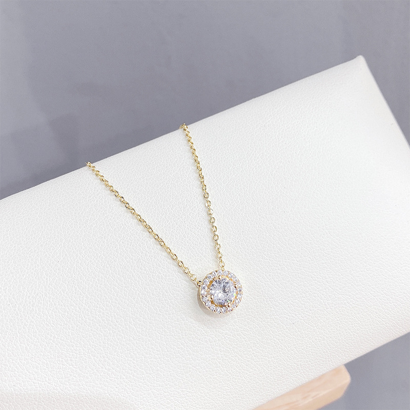 2023 New Single Zircon Circle Necklace Female Personality Fashion Short Necklace Environmental Protection Plating Real Gold Jewelry Wholesale