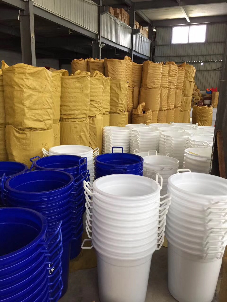 大桶塑料水桶带盖圆桶储水桶加厚户外小区钢化垃圾桶商用大塑料桶