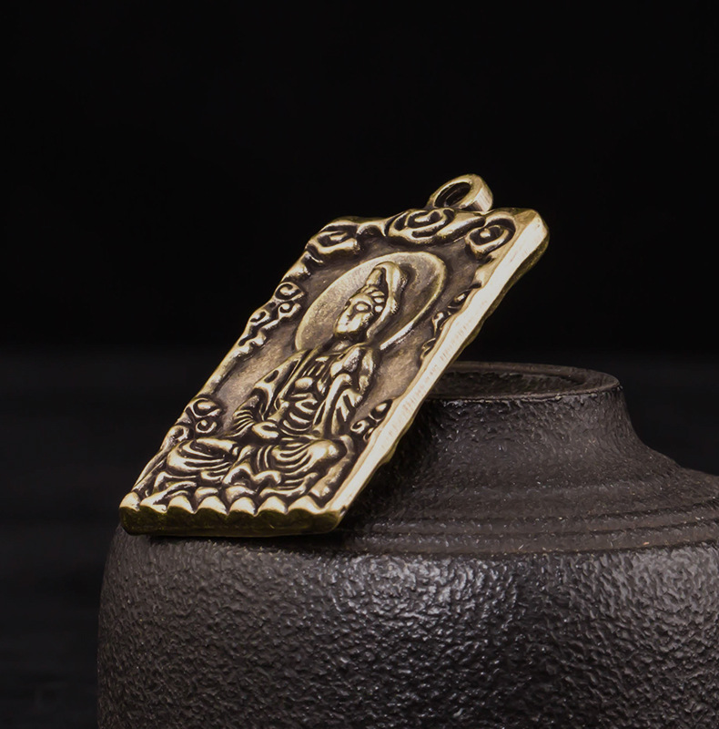 黄铜观音菩萨佛牌吊坠复古铜牌挂件铜佛像挂饰钥匙扣挂件地摊产品