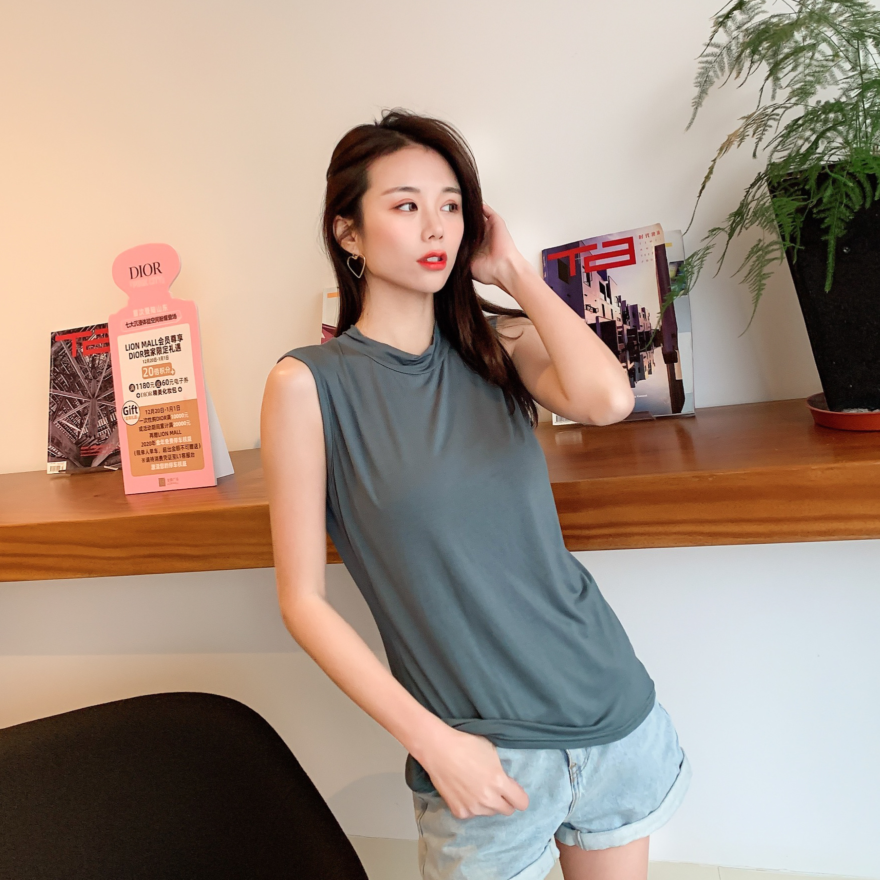 夏季新款莫代尔基础款女式小内搭半高领无袖t恤时尚百搭高领背心