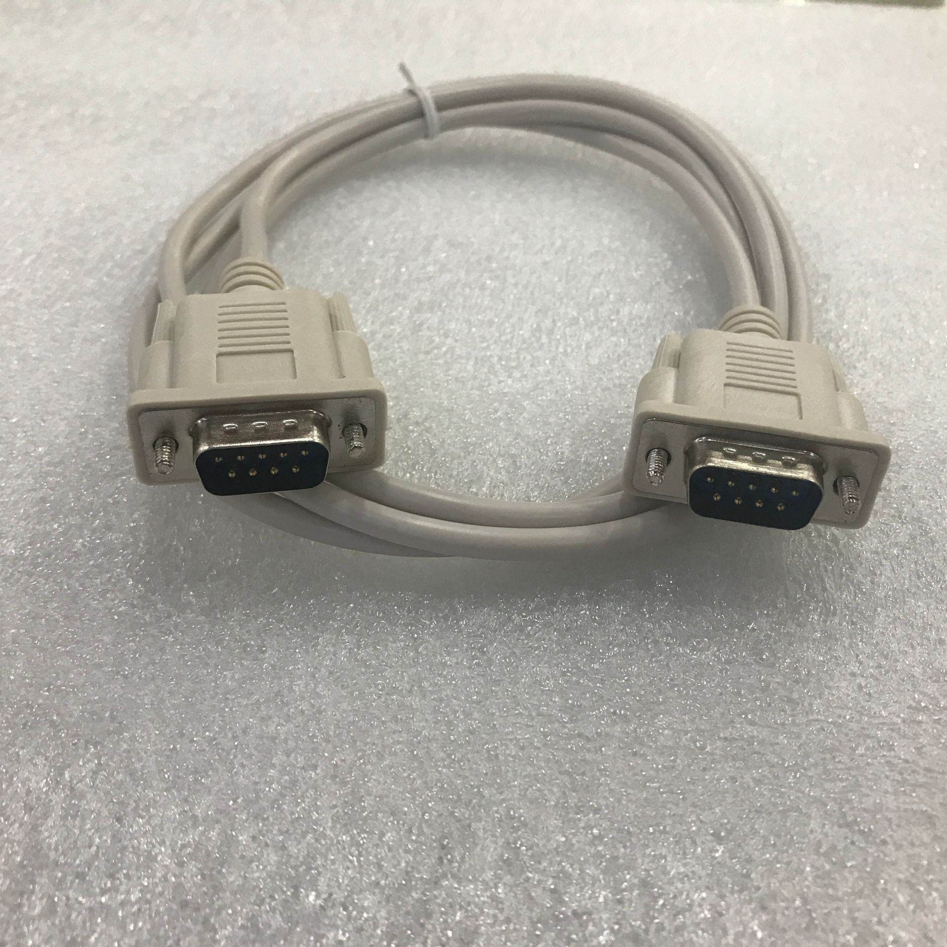 串口数据线 1.5米米白色rs232针对针 db9公对公 com口延长数据线-阿里
