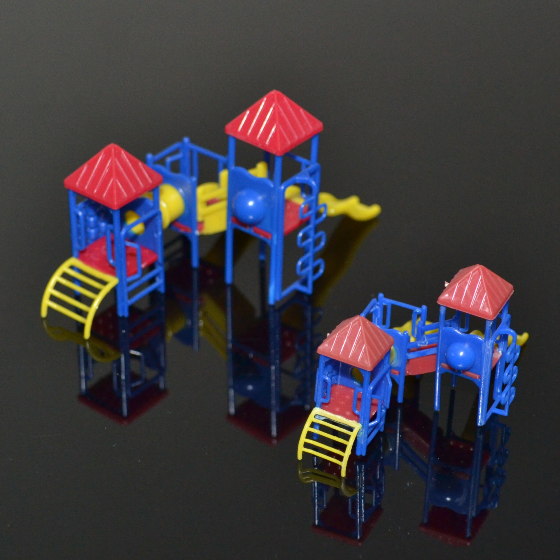 滑梯模型建筑仿真儿童游乐场玩具 塑胶室外迷你沙盘厂家批发现货