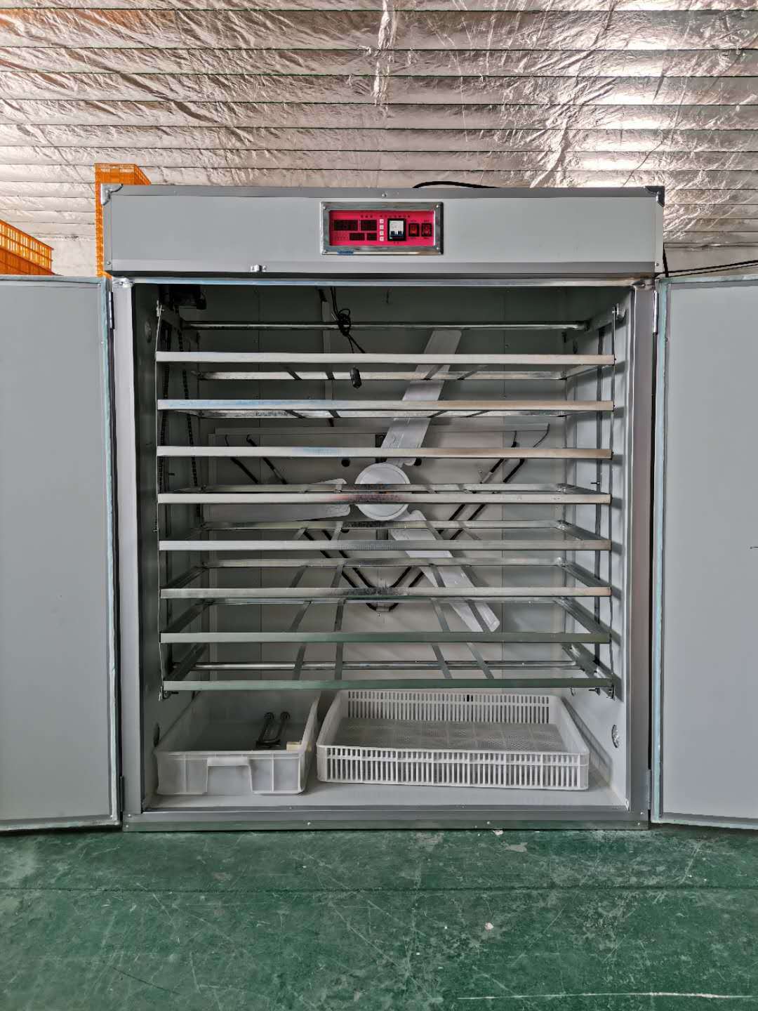 厂家直销小型全自动孵化机家用小鸡恒温孵化器工业智能孵蛋器大型