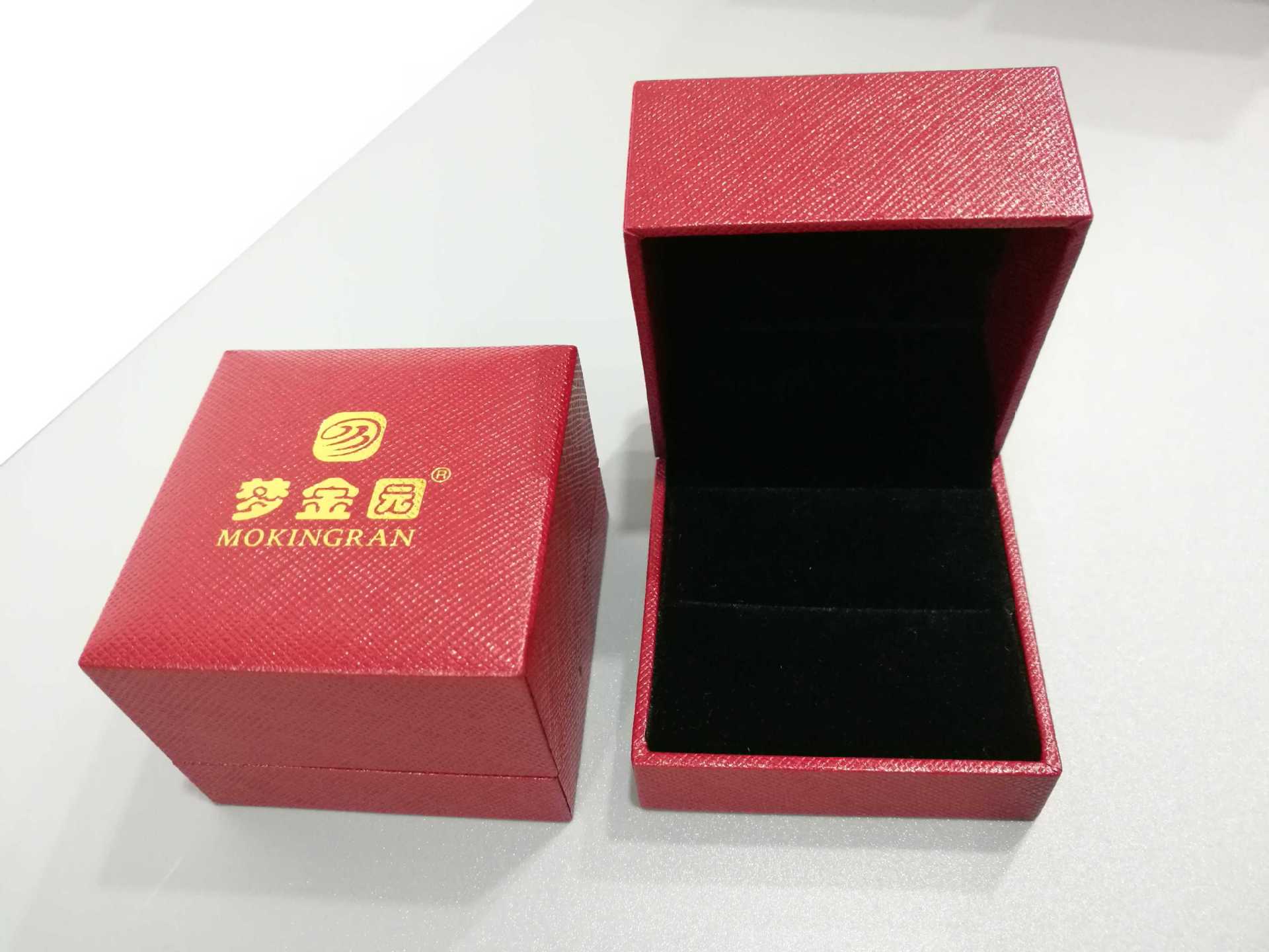 梦金园钻戒盒吊坠盒手镯盒项链盒珠宝首饰盒金店珠宝店包装盒定做