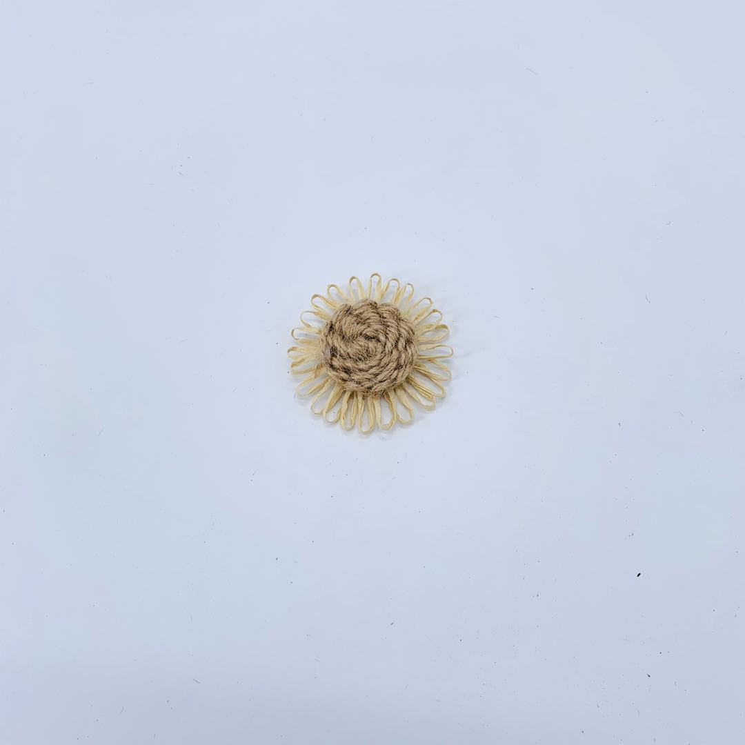 新款6cm小皱菊花朵花头饰花朵胸花纸绳花麻绳花鞋帽配件装饰用品