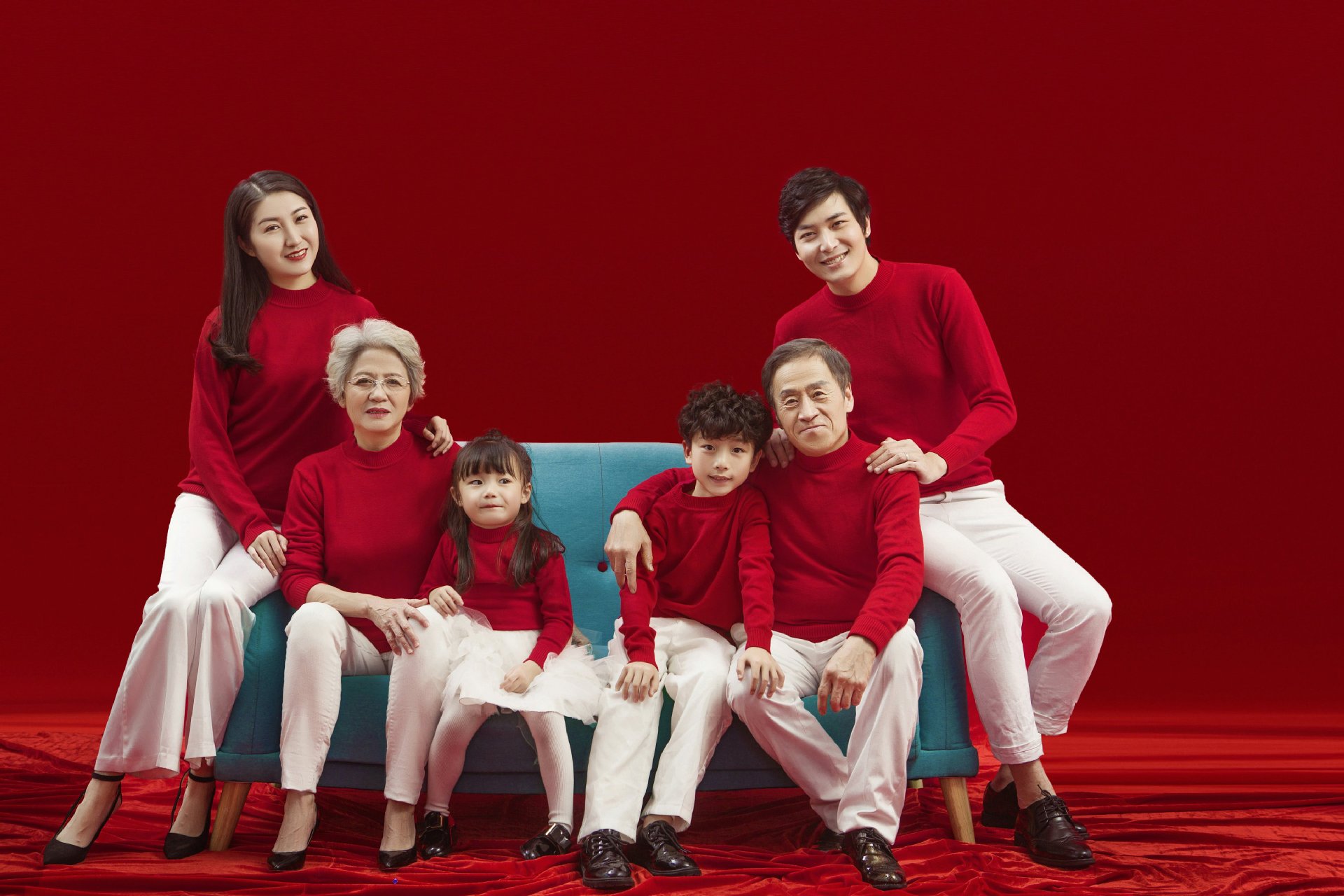 红色毛衣亲子主题服装影楼拍照全家福六口亲子装韩版中国风新款套