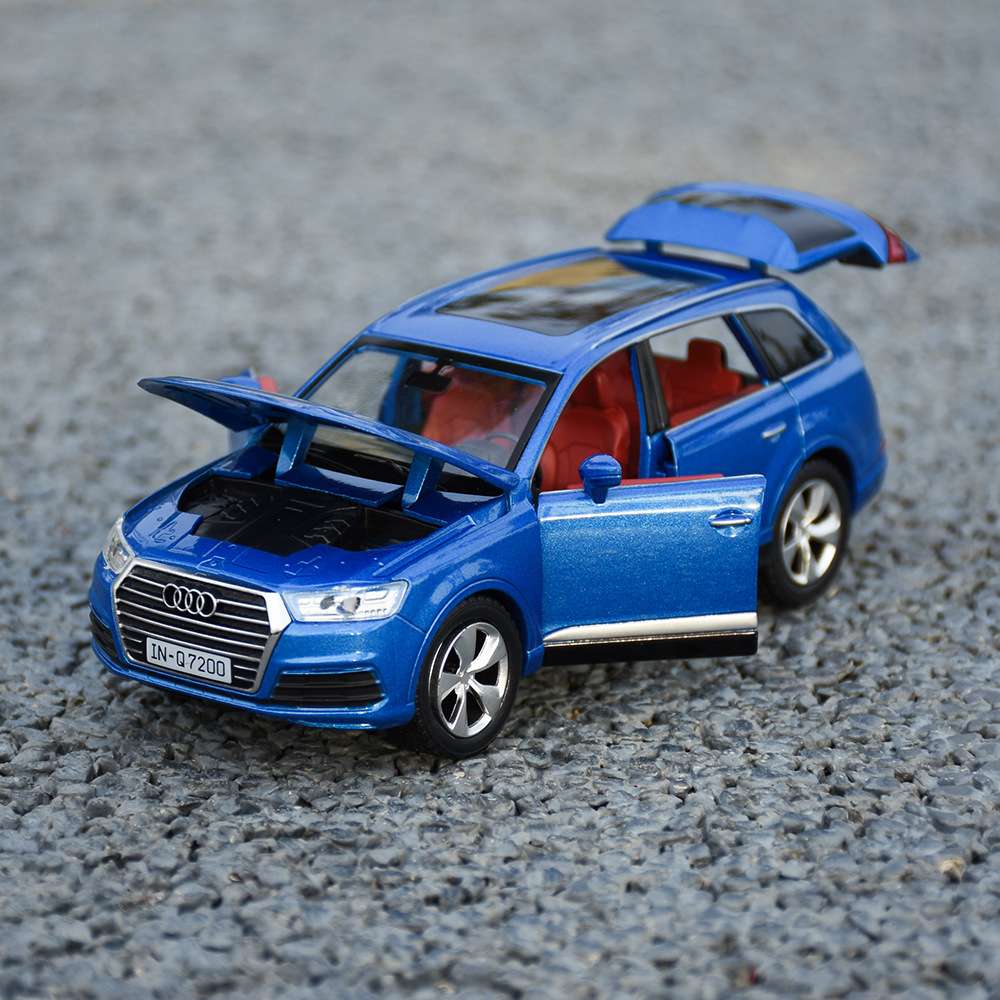 盒装)奥迪q7越野车合金属suv仿真儿童玩具小汽车声光回力车模型