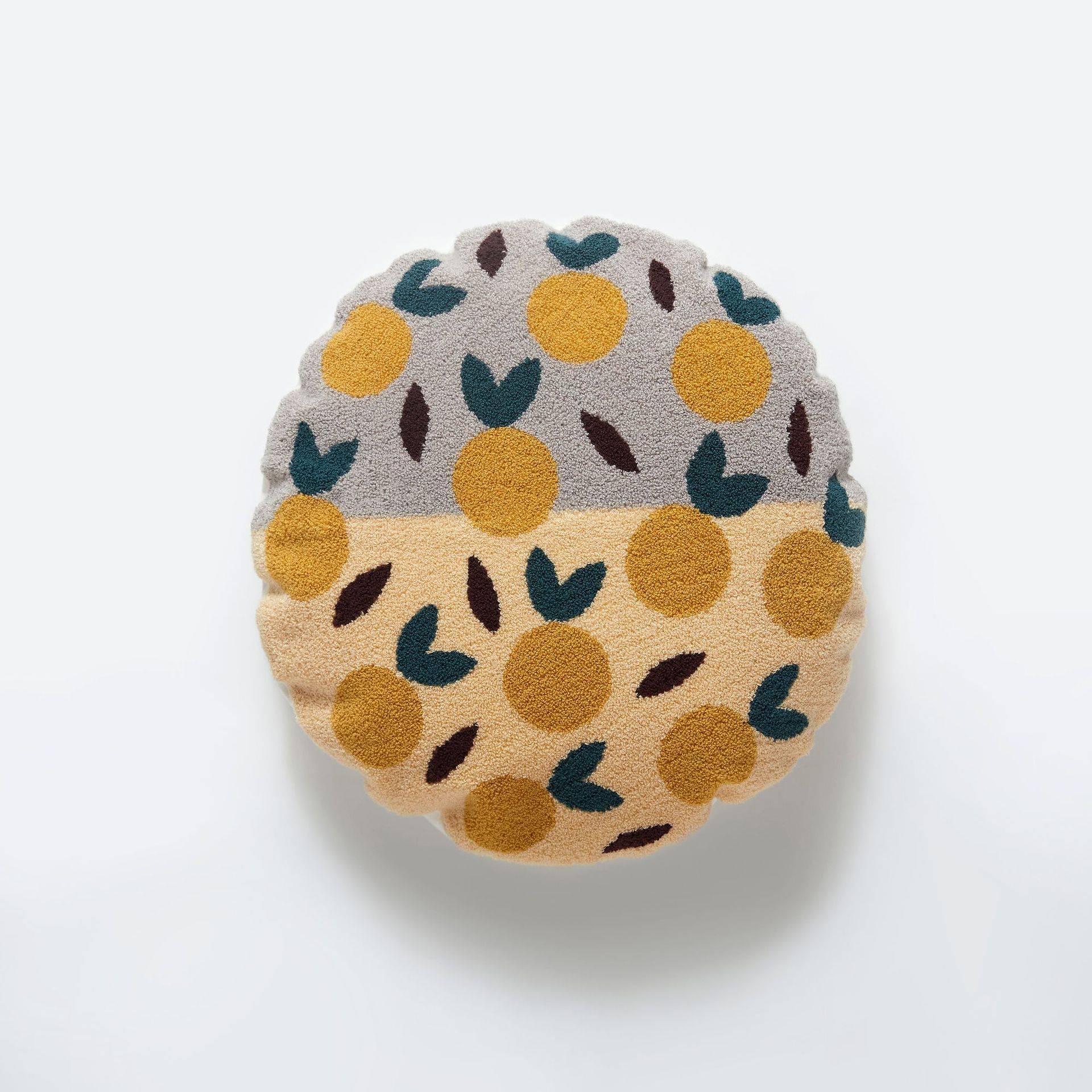 秋冬新品棉质簇绒刺绣抱枕沙发靠垫客厅装饰枕头圆形枕跨境批发