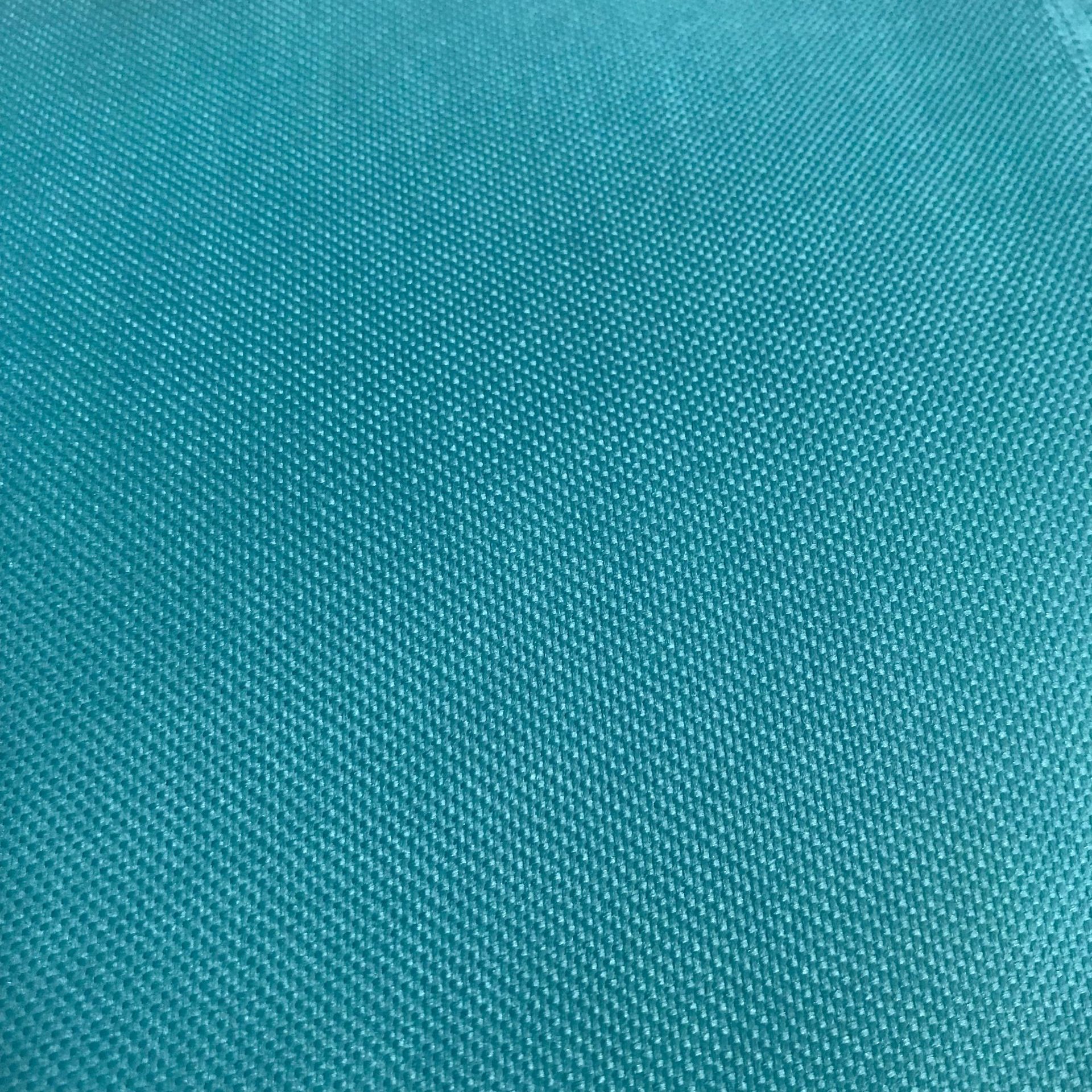 产品详细图:我公司生产销售涤纶布,牛津布,箱包面料,防水布,印花布