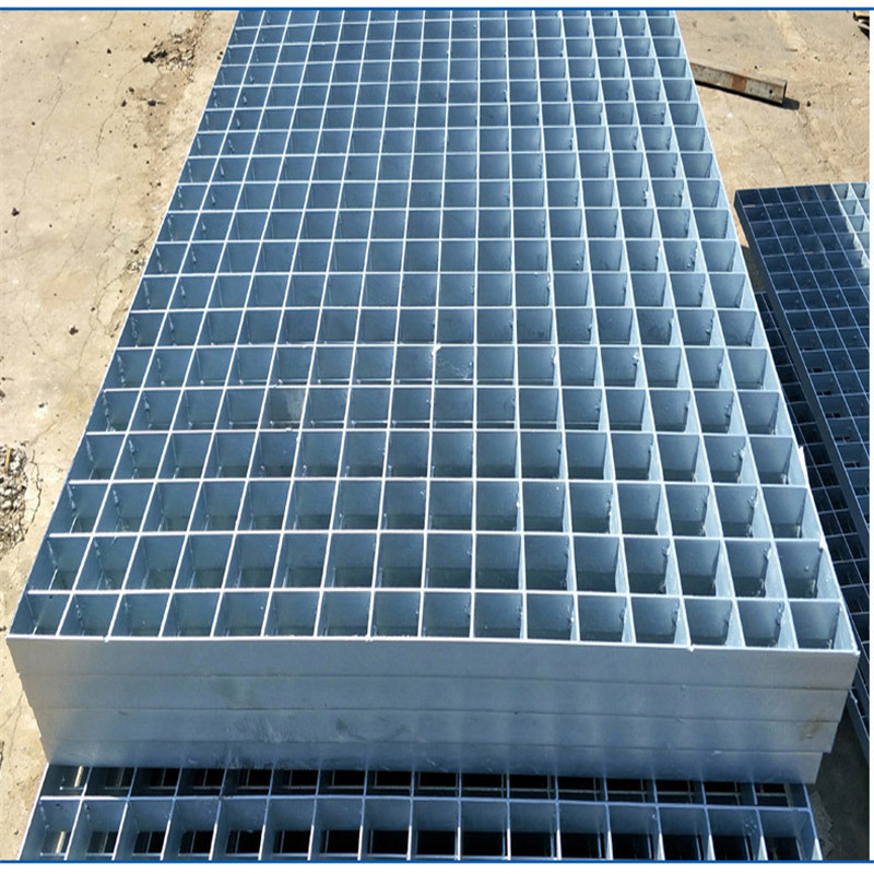 不锈钢钢格板网 平台楼梯踏步不锈钢钢格栅 异形钢格板