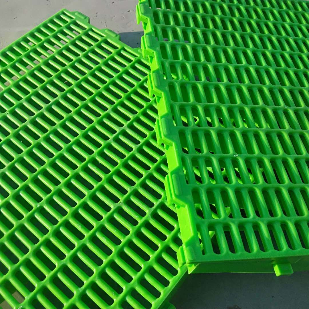 厂家直销猪用漏粪板母猪产床塑料漏粪板仔猪保育床猪舍漏粪地板