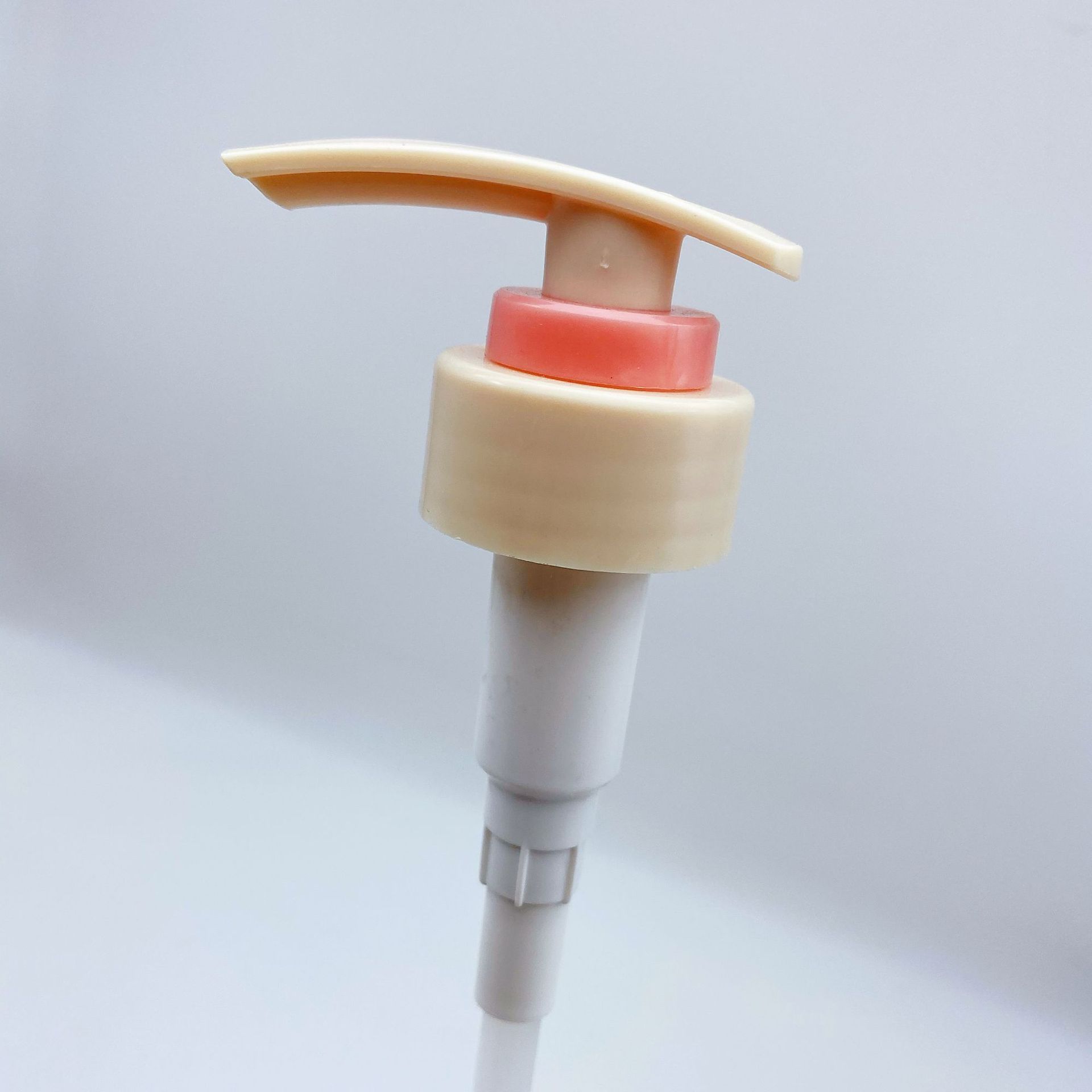 24牙泵头按压泵头洗手液沐浴露压头28牙33牙塑料泵头订制批发