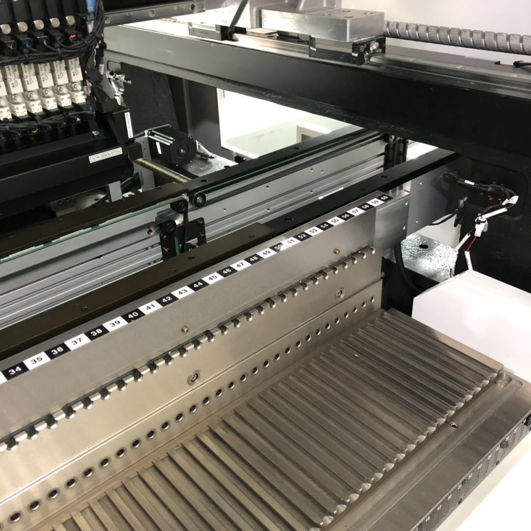 smt贴片机三星贴片机sm481plus高速贴片机 小型led灯条主板贴片机