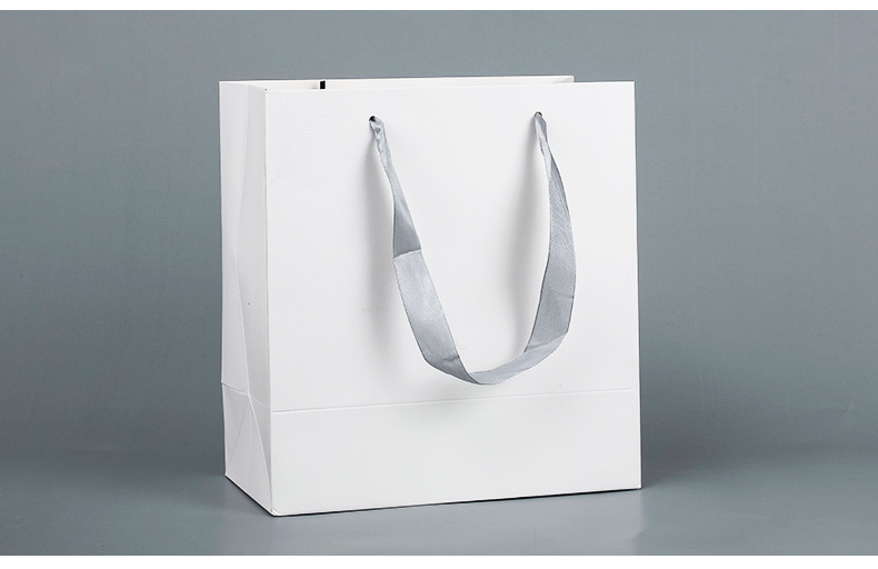 白卡纸手提袋定做 手拎袋服装手提袋包装纸袋印刷定制logo
