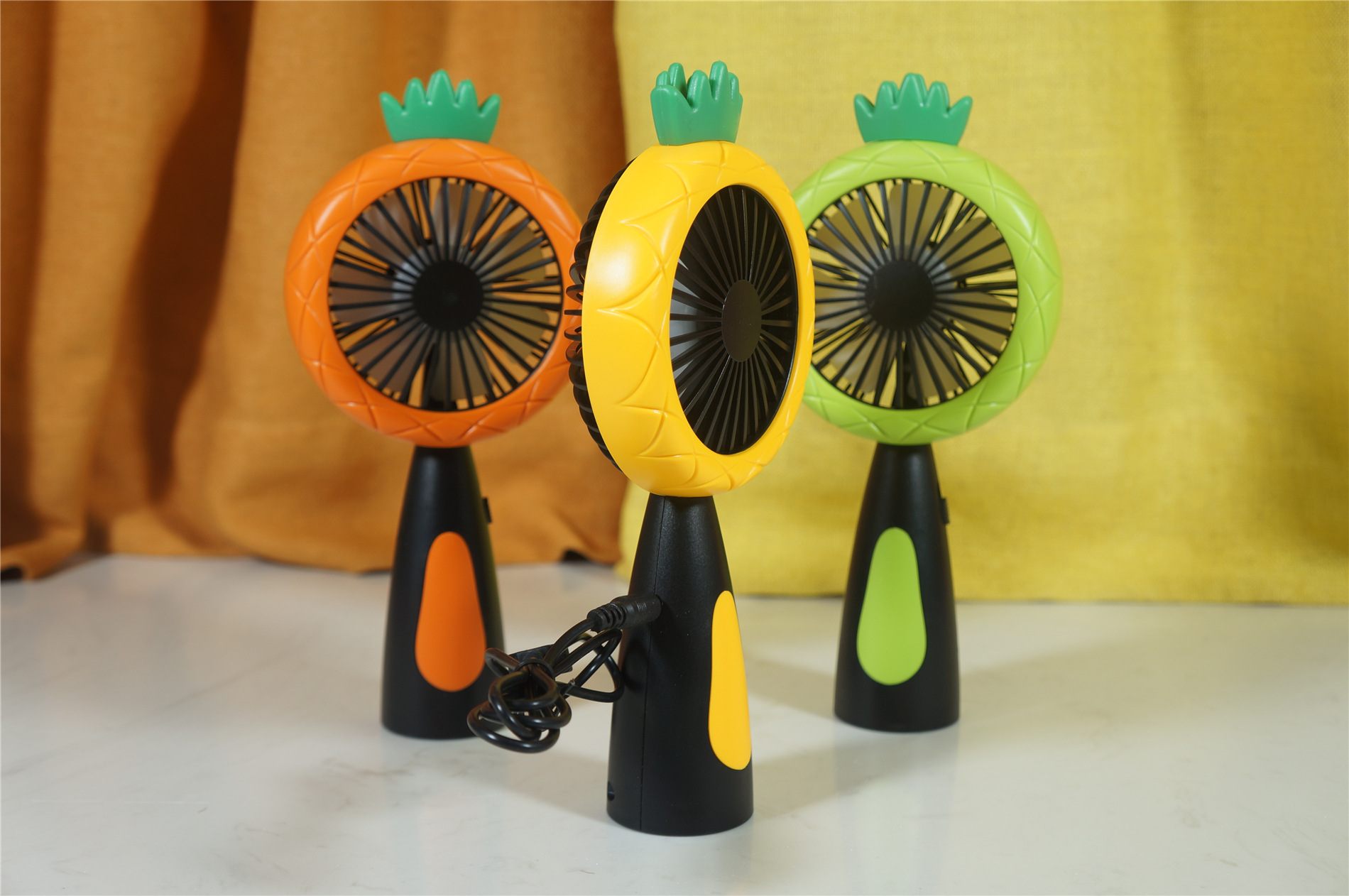 手持电动小风扇电风扇可充电迷你随身便携式usb菠萝风扇带小夜灯