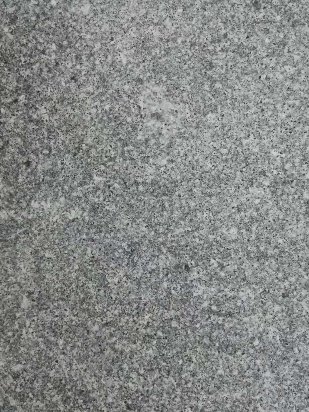 芝麻灰花岗岩石材 芝麻灰火烧板光面 园林广场外墙干挂 厂家直供