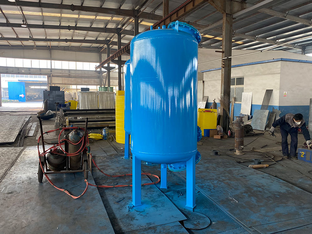 大型机械过滤器污水处理活性炭过滤设备石英砂过滤器