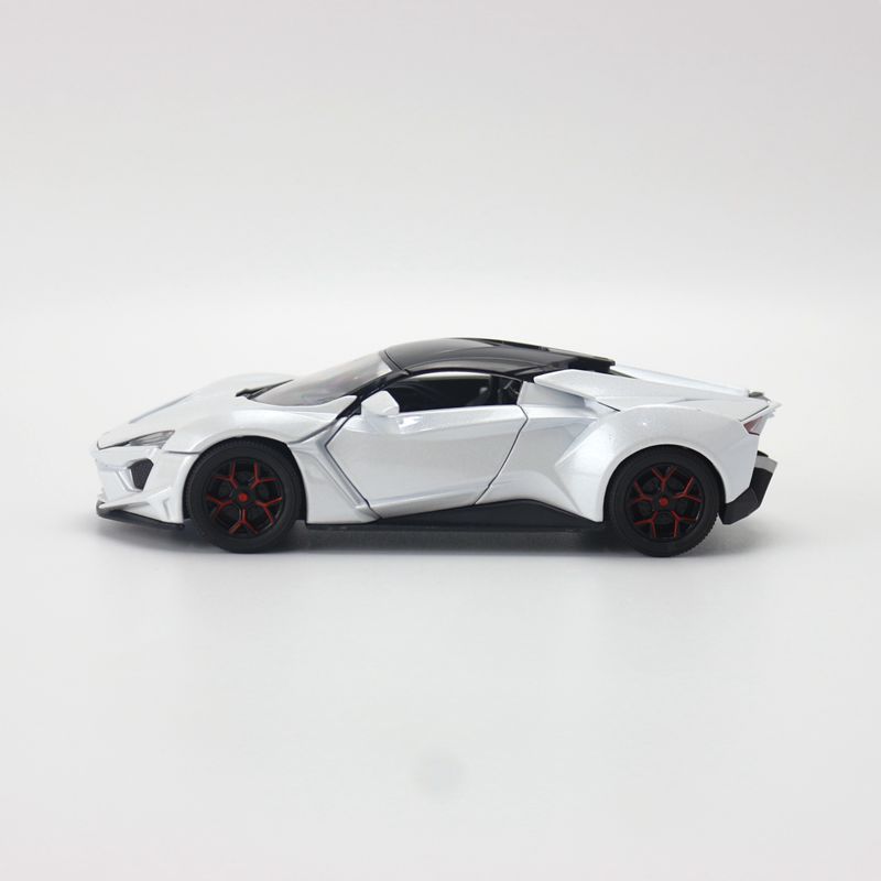 铭晟1:32合金芬尼尔莱肯跑车模型速度与激情仿真玩具汽车模型盒装