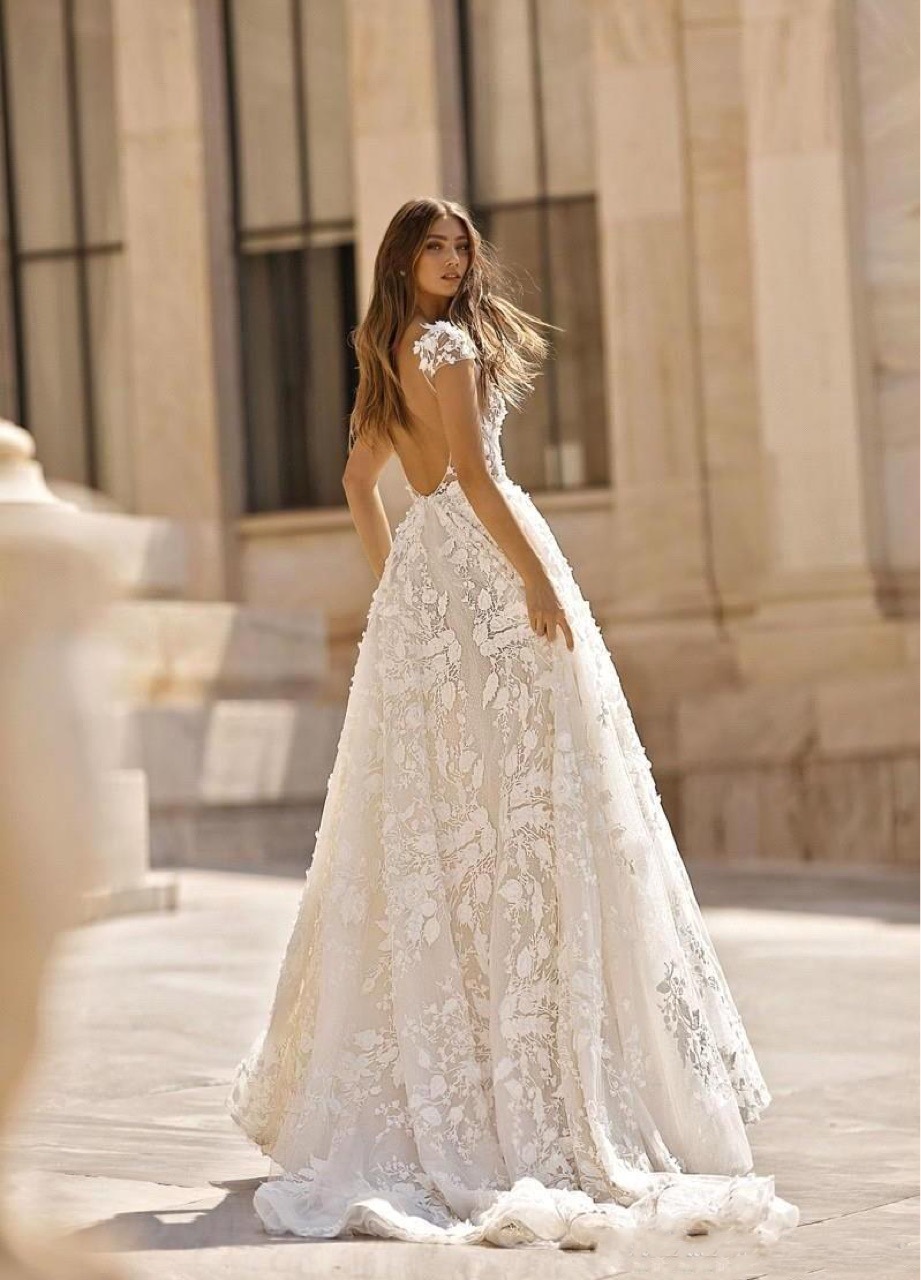 婚纱礼服2020新款蕾丝性感露背拖尾婚纱 修身显瘦深vweddingdress