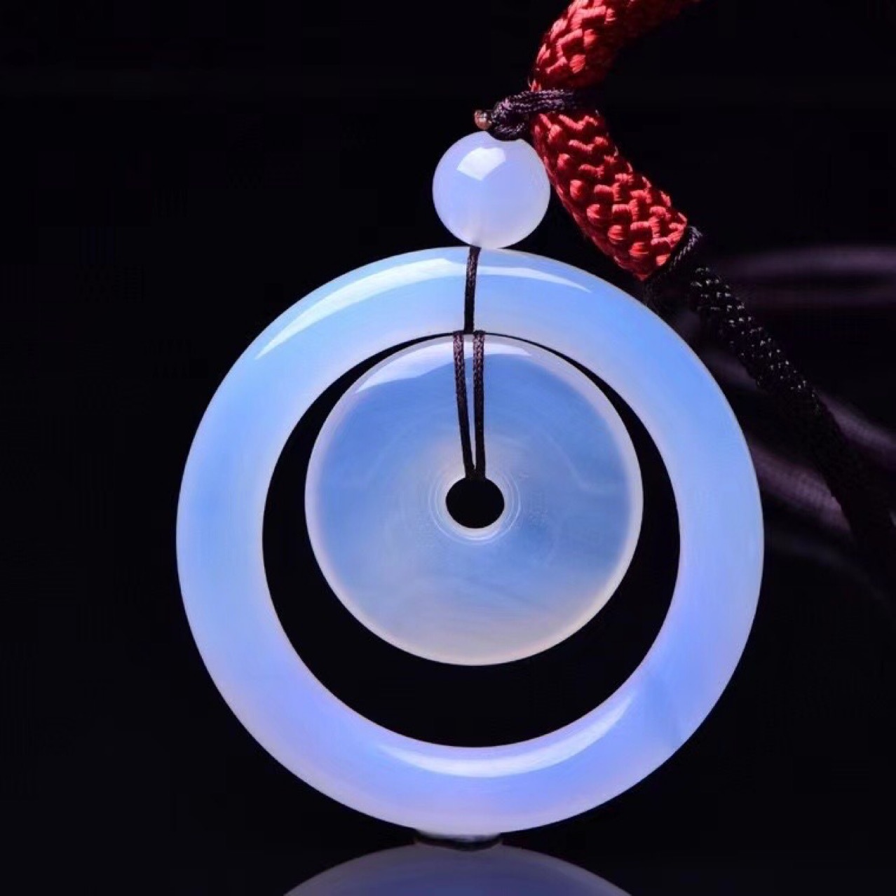 白玛瑙平安扣吊坠