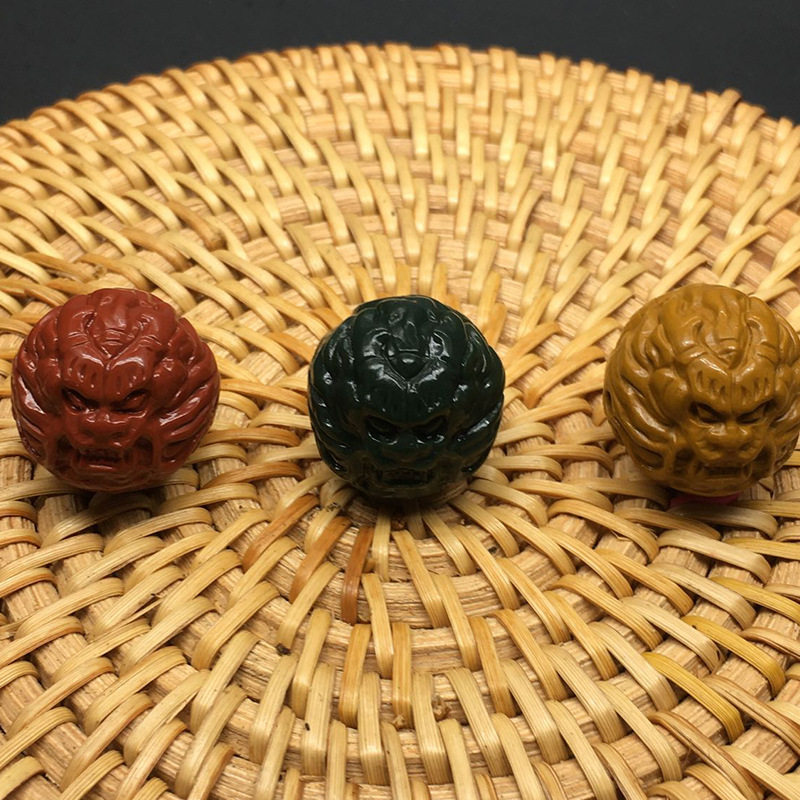 阿拉善玛瑙红绿灯雕刻龙珠 diy配珠手饰 厂家批发16,18,20尺寸