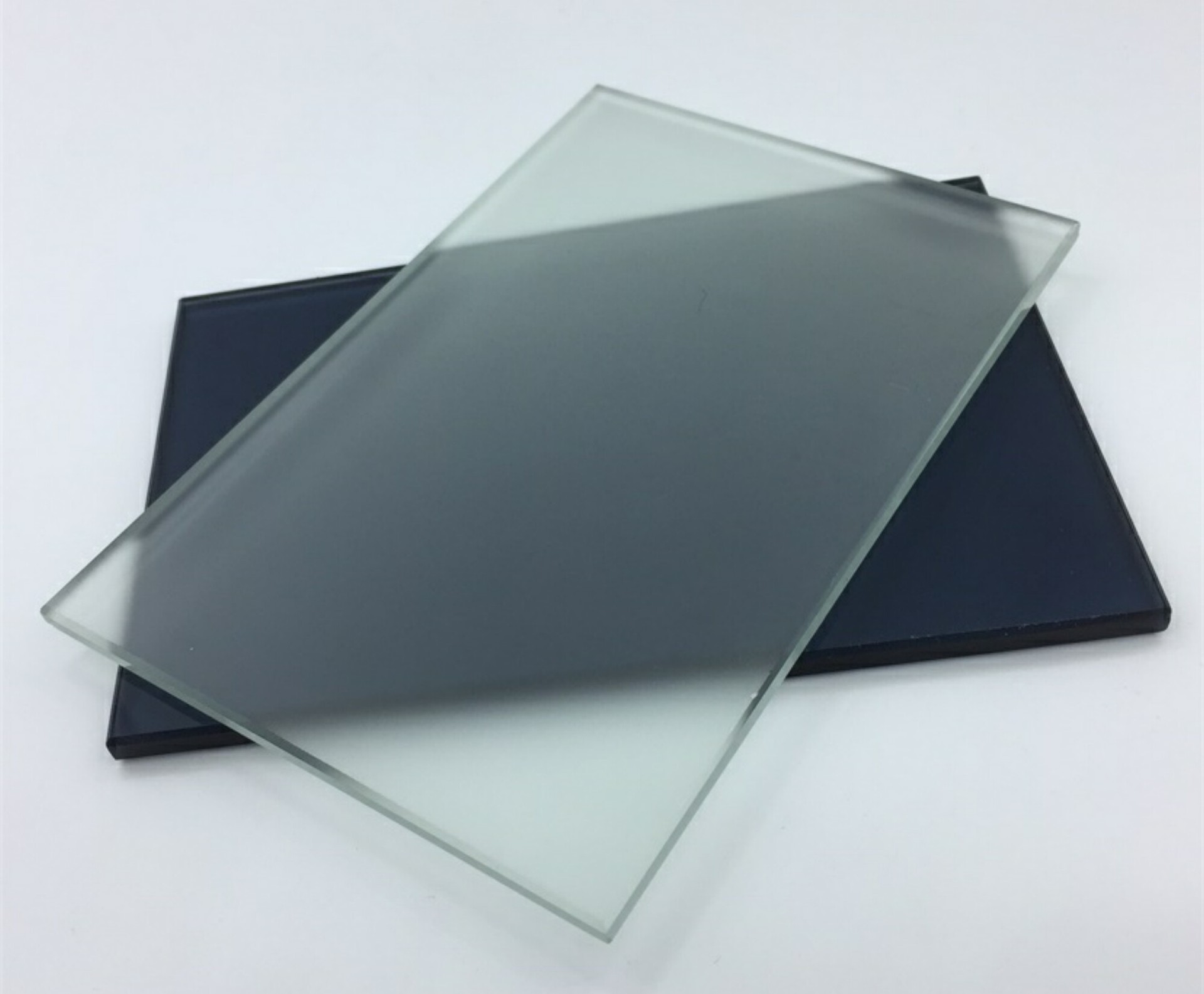 厂家直供3mm-12mm蒙砂玻璃 喷砂玻璃 磨砂玻璃 定制 可钢化 丝印