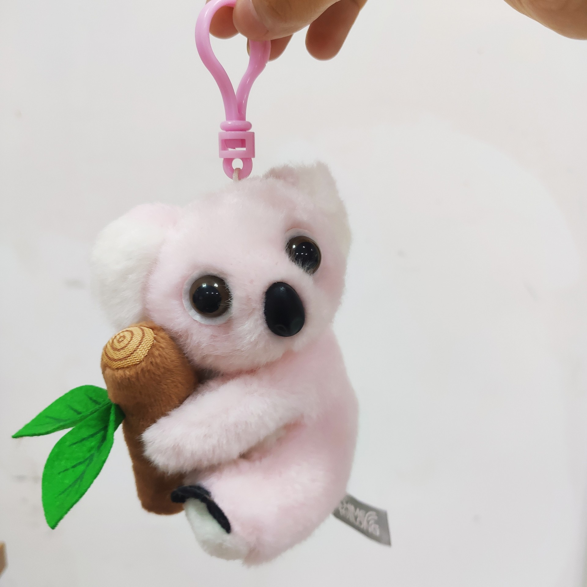 厂新款销毛绒吊饰考拉公仔卡通粉色抱竹子树熊毛绒玩具可来图定制