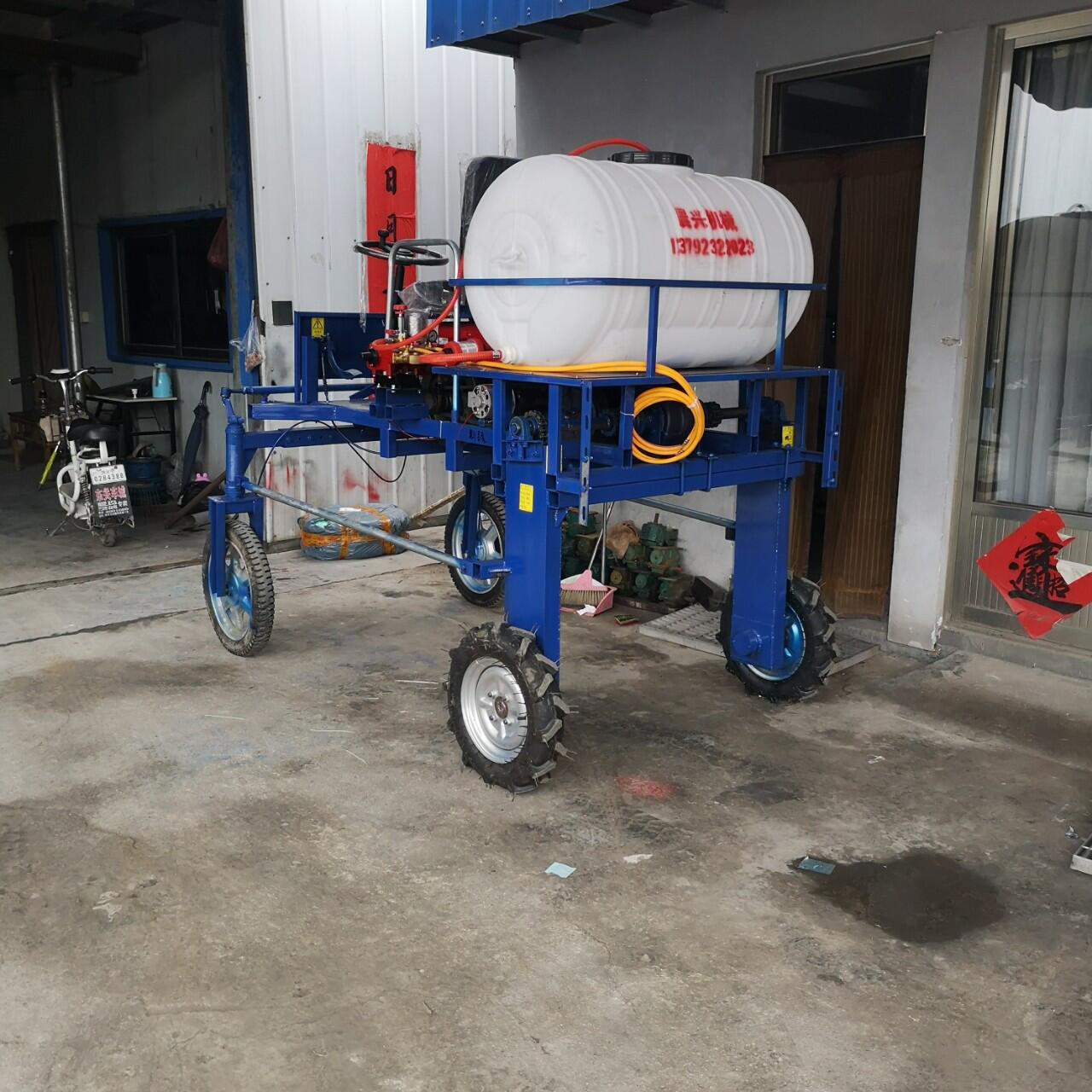 多功能汽油打药机 农用植保打药机械 自驾式三轮喷药车