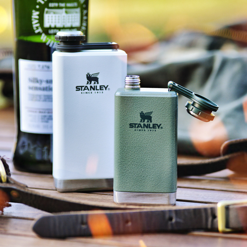 美国stanley酒壶 不锈钢 高档扁酒壶白酒小酒壶随身迷你复古便携