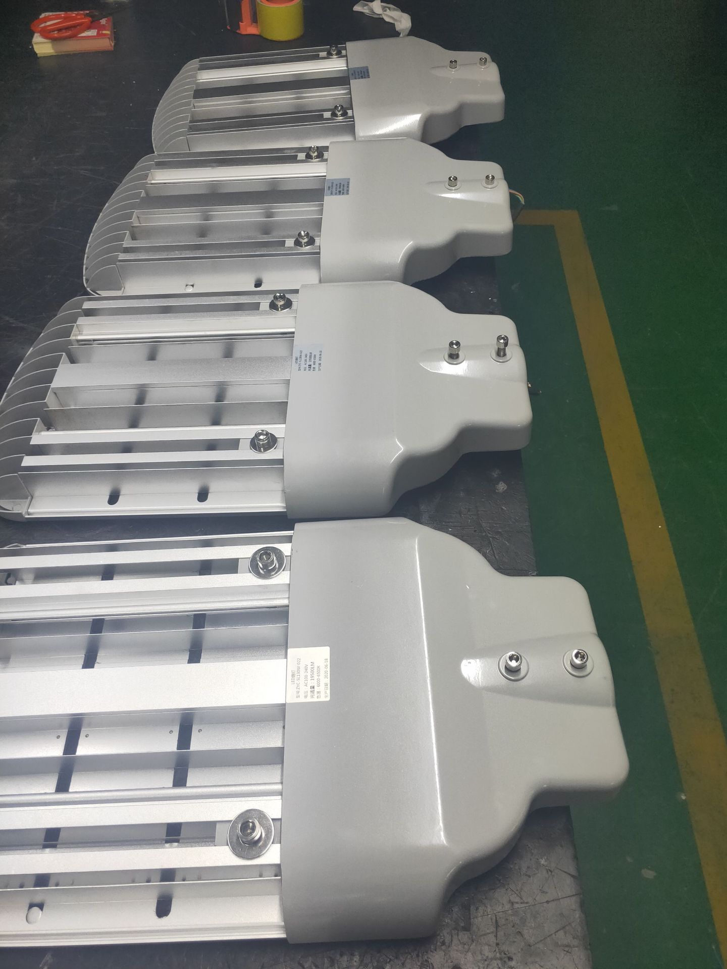 可调安装角度新农村市电路灯高亮度长寿命100w150w200w模组路灯