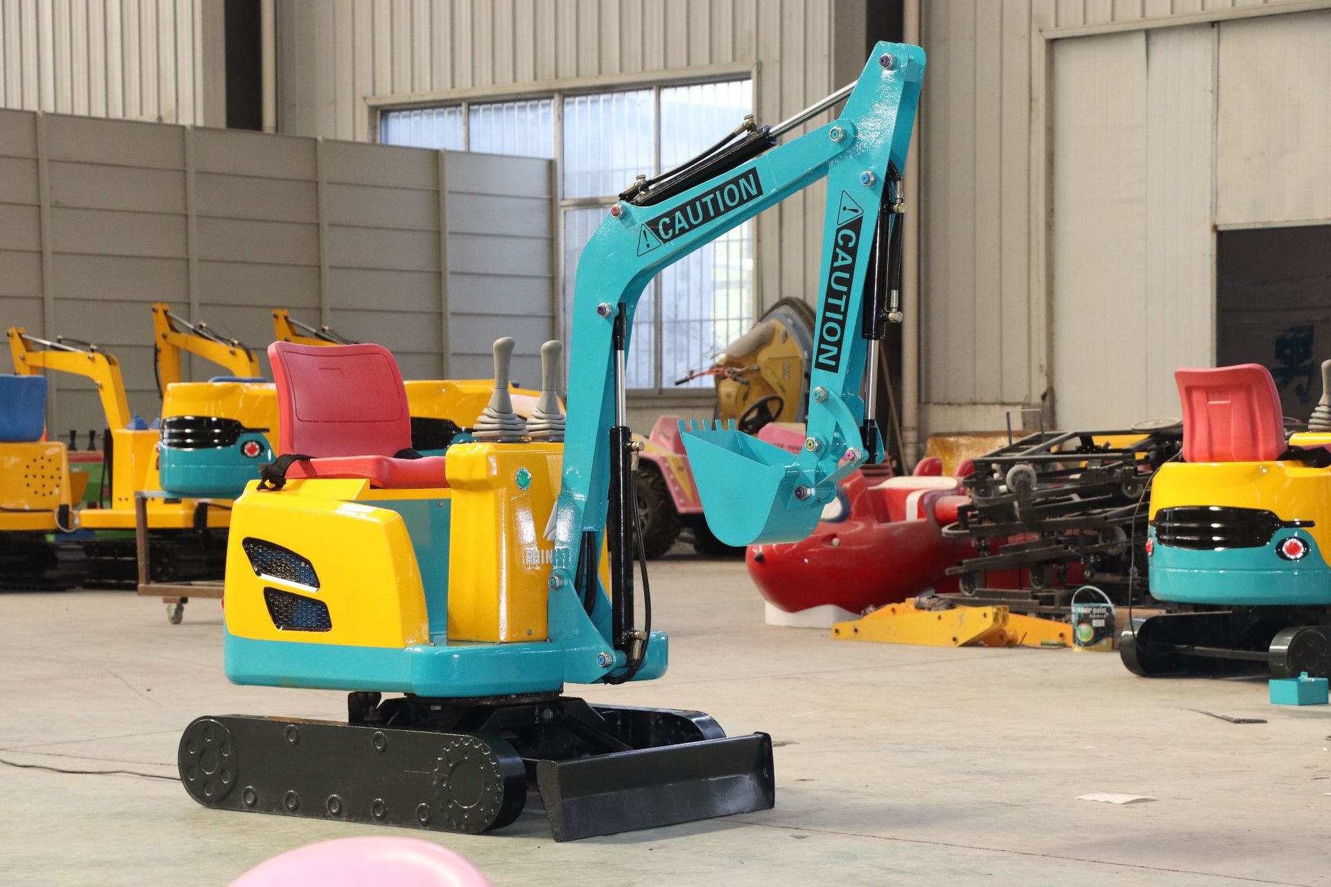 2021新款室内外儿童投币挖掘机游乐挖掘机摆摊游乐设备电动挖土机