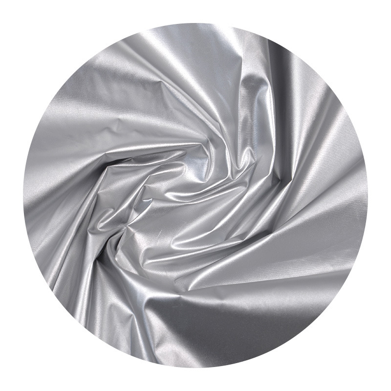 亮银色羽绒服面料 珠光涂银防水耐脏防钻绒 风衣外套面料尼龙布料