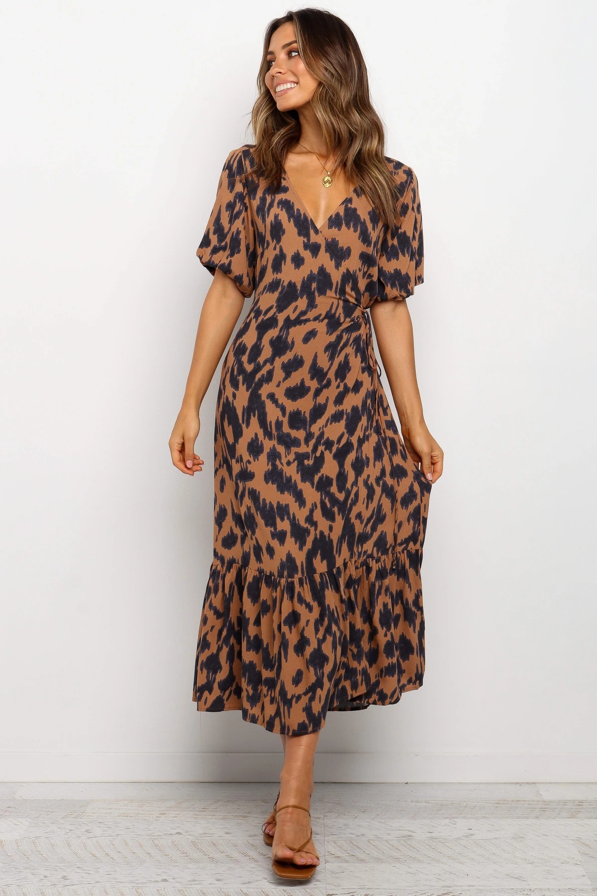 亚马逊外贸跨境2021年春夏季热卖新款v领短袖豹纹印花修身连衣裙