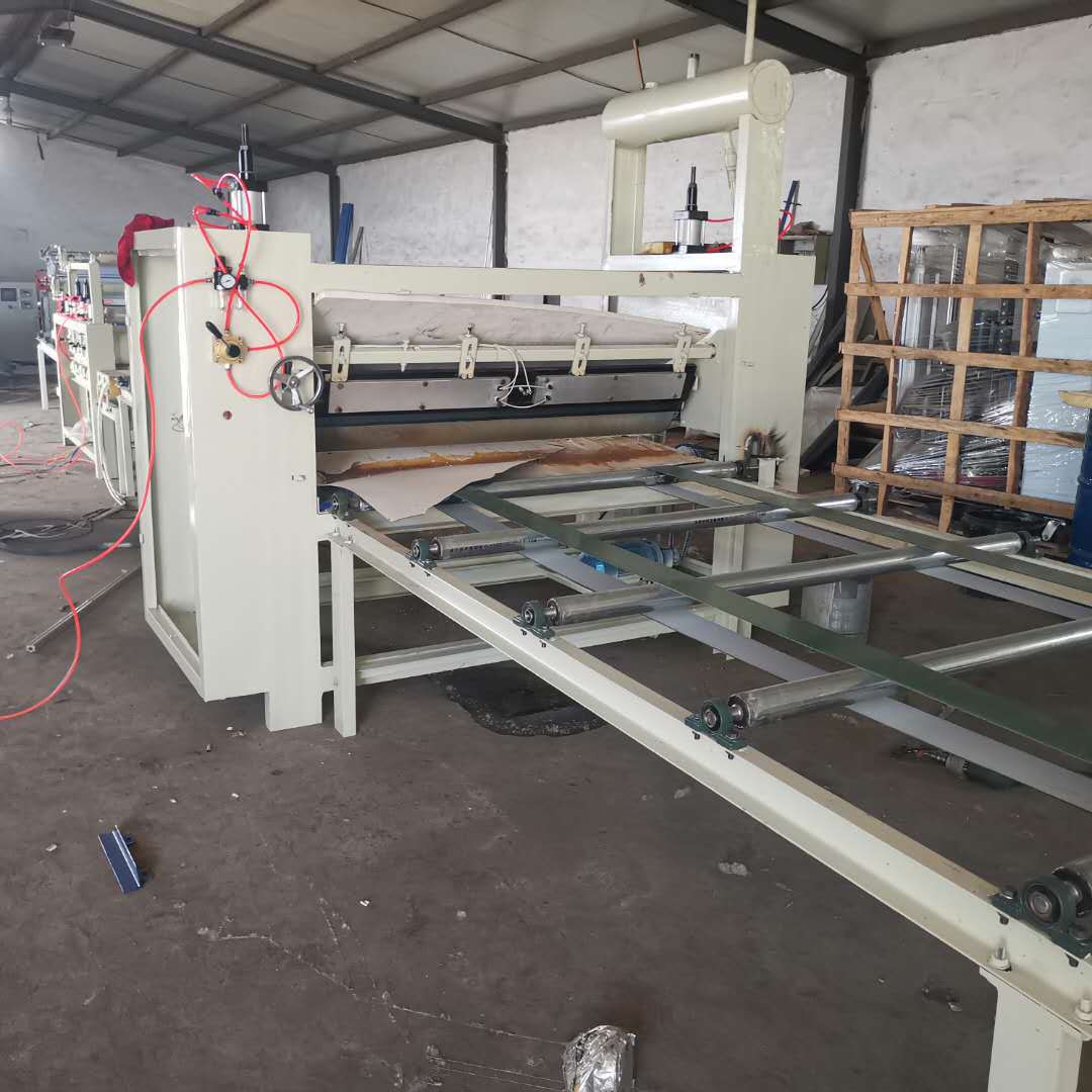 新型亚克力pet膜覆面机 pur热胶贴面机 木皮贴合平贴机