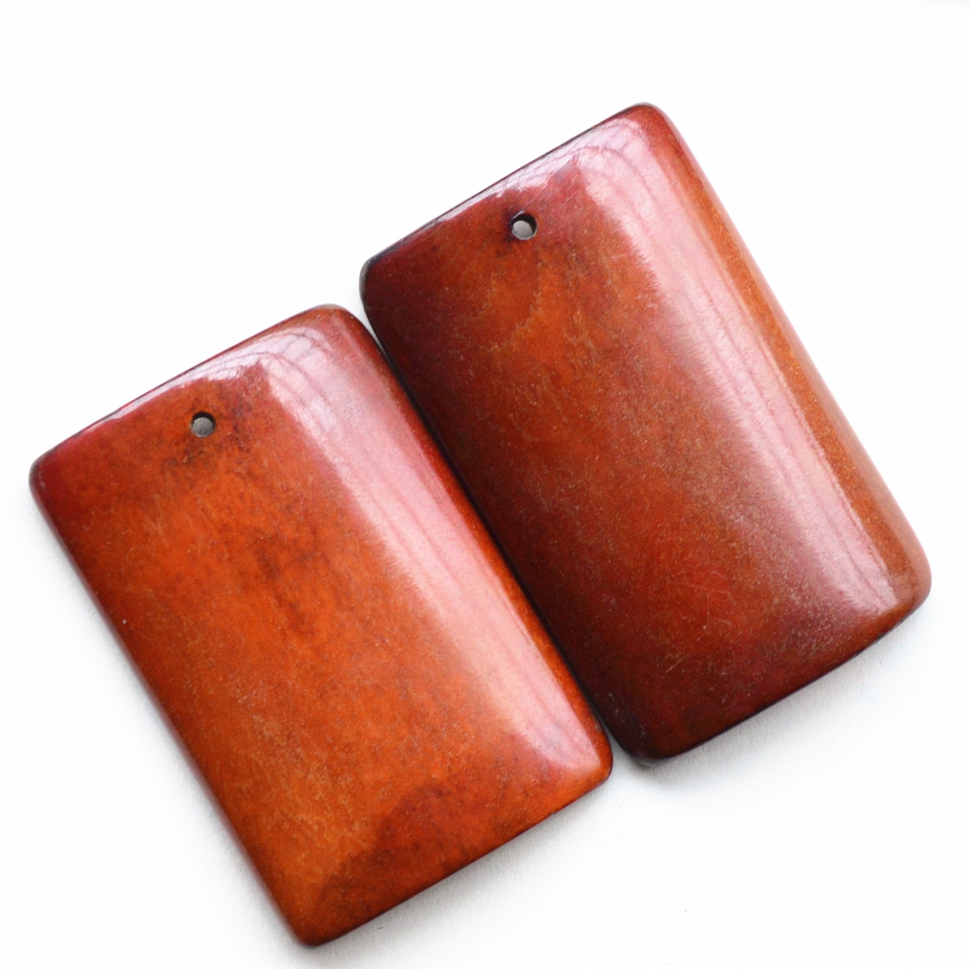 厂家供应做旧牛骨光面雕刻牌子 做旧牛骨关公牌 牛骨牌子平安无事