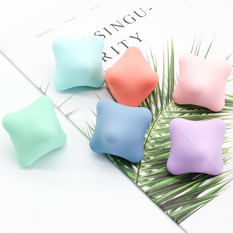 硅胶按摩球掌部训练六角球手部按摩保健球硅胶按摩器硅胶筋膜球