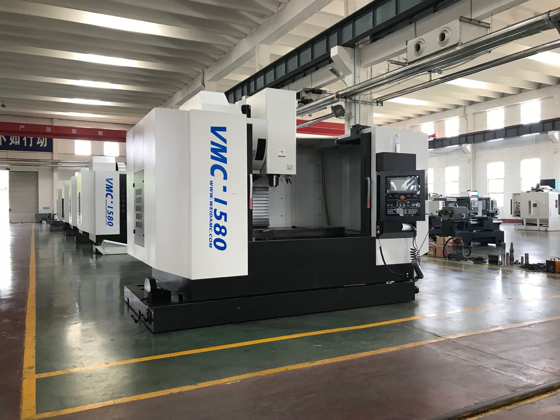 数控加工中心vmc1690立式加工中心数控铣床加工中心数控机床