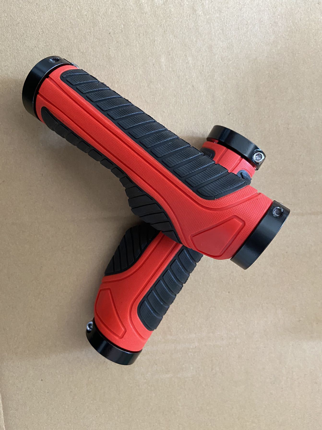 自行车把套山地车握把铝合金把套锁死防滑橡胶把套公路单车握把