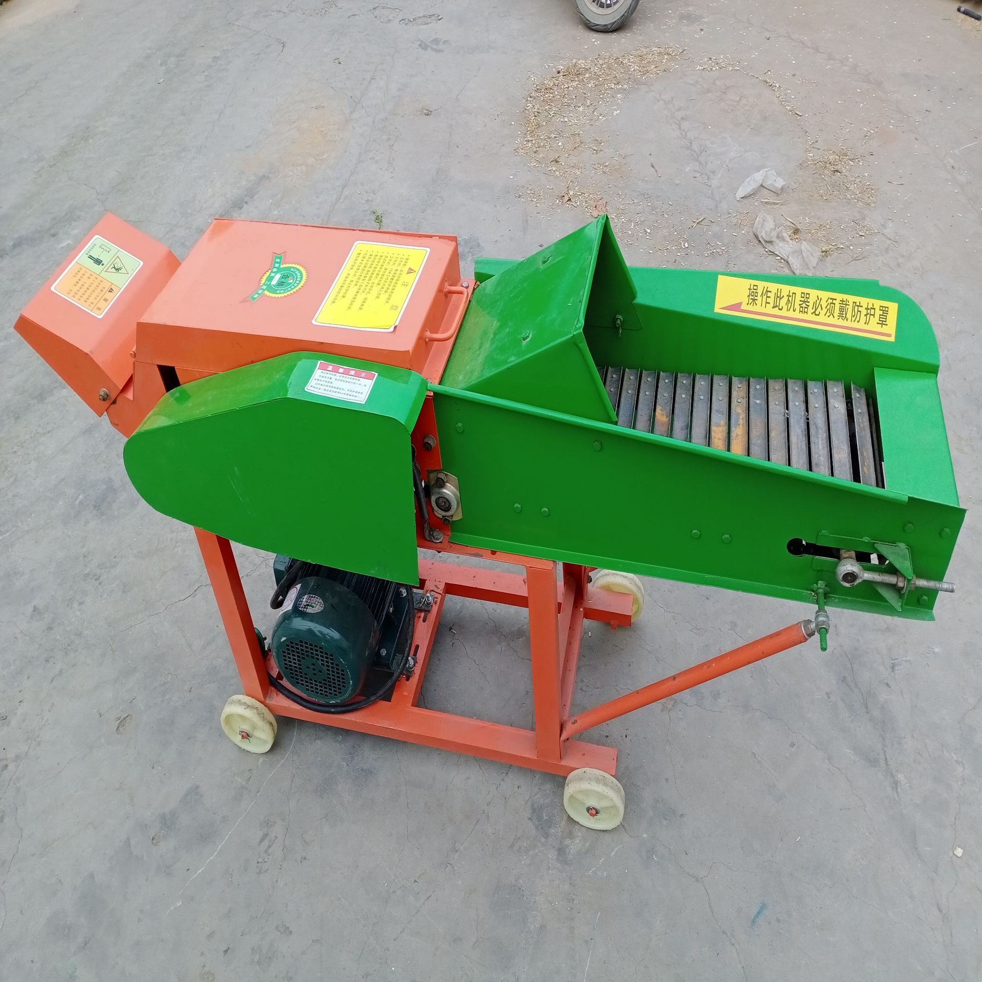 小型干湿两用粉碎机 铡草机玉米秸秆粉碎机 碎草机牛羊饲料切草机