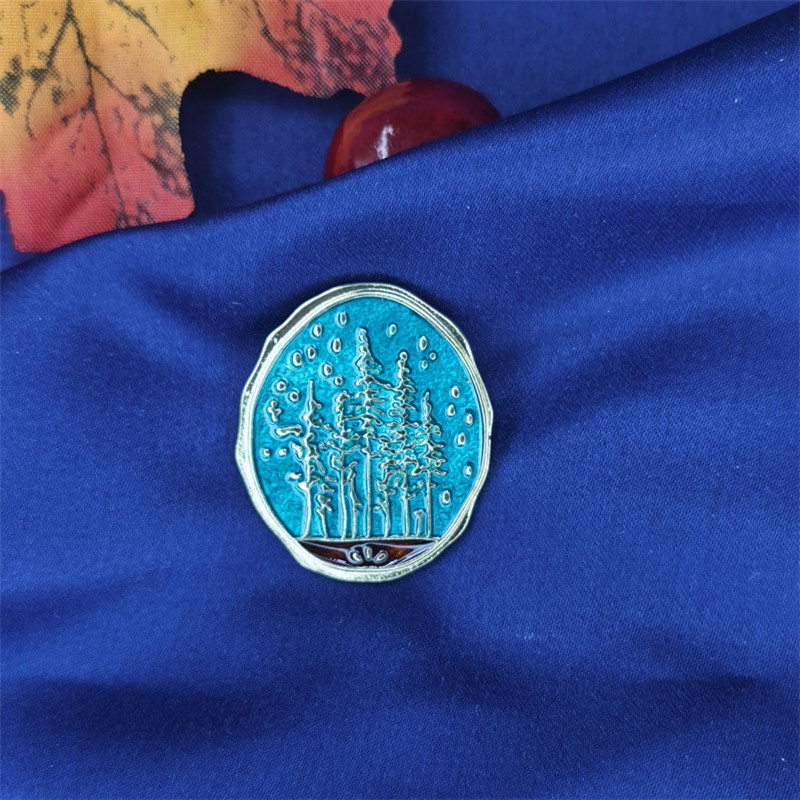 青岛银河记欧美珐琅釉树林银河胸针星空海洋鲸鱼椭圆别针小徽章