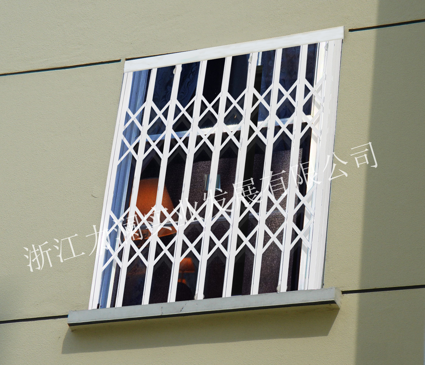 【特价款】浙江力澜不锈钢彩色防盗窗可伸缩可推拉款式新颖