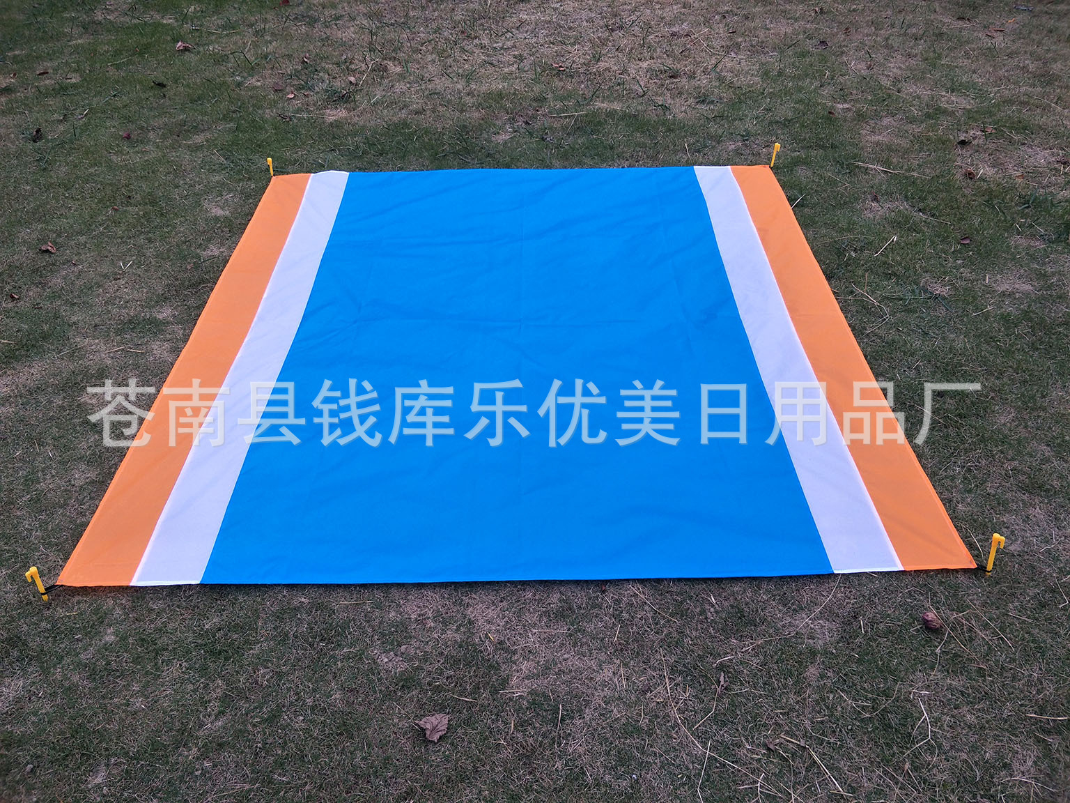 Factory Wholesale Outdoor Camping Waterproof Beach Mat Portable Foldable Polyester Picnic Mat Hot Sale Hot Sale New